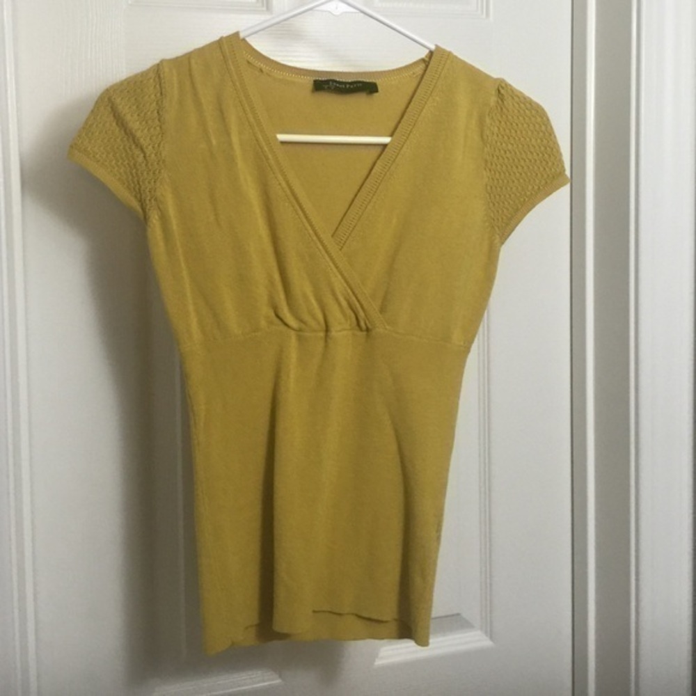 Adorable Blouse - Picture 1 of 3